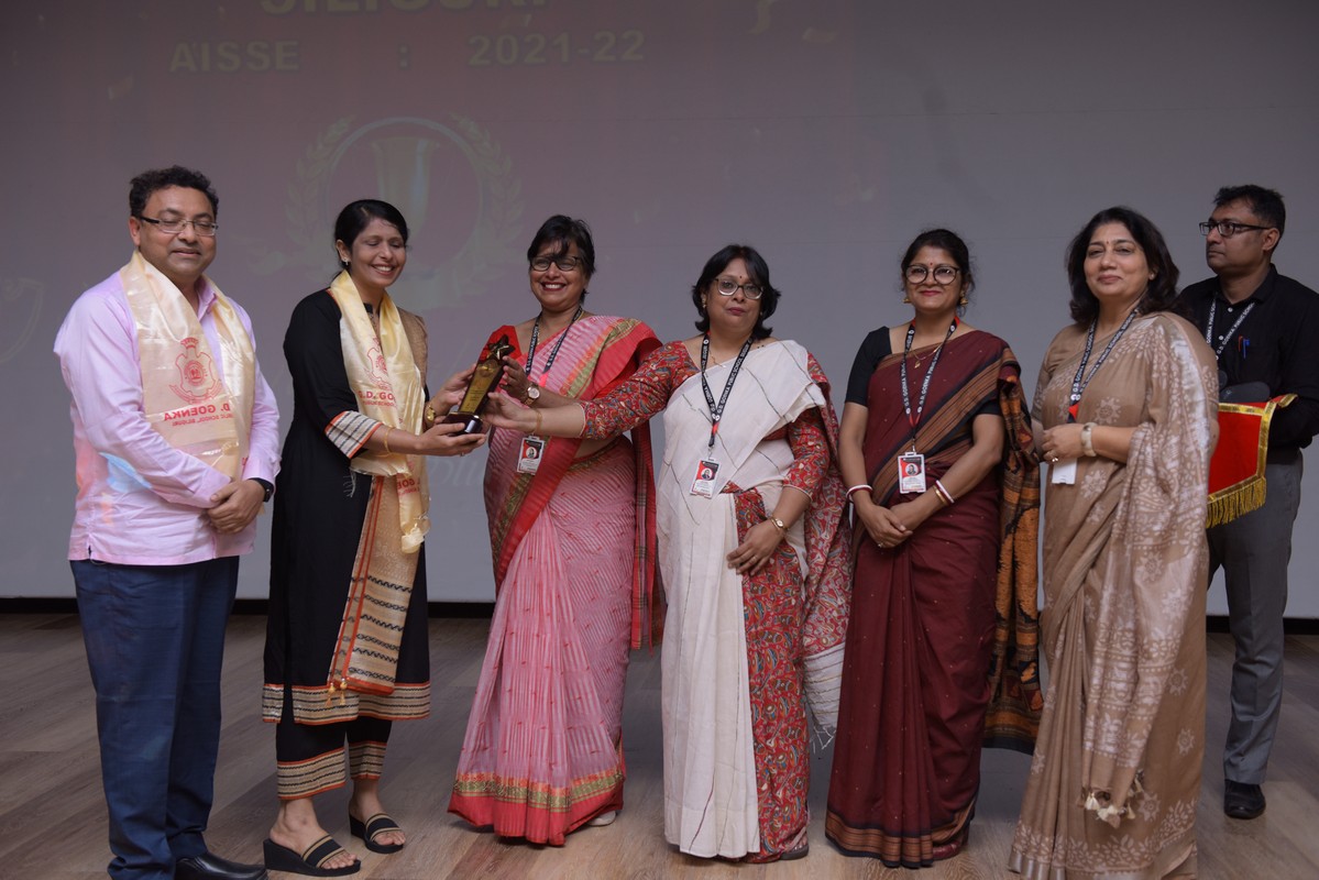 Felicitation Ceremony of STD-X Students of Session 2021-22 | G.D ...